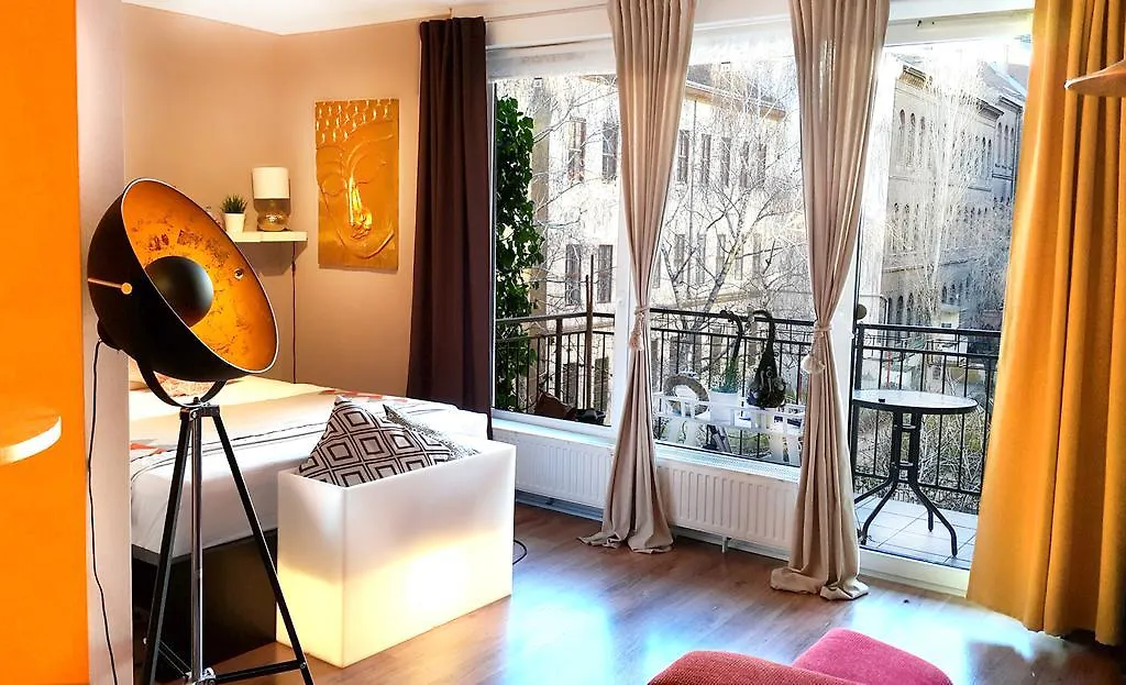 Inspirarta Studio Budapest 0*,